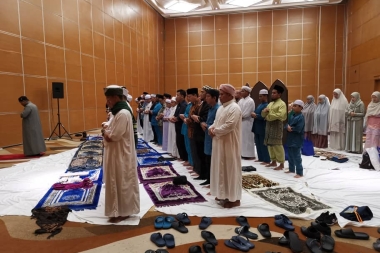 Solat Berjemaah Memohon Keberkatan Ilahi di Ramadhan Kali Ini